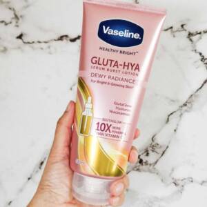 Vaseline Gluta- HYA Serum Dewey Radiance 10x Whitening Lotion 330ML