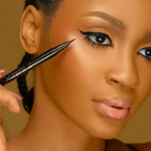 Beautylinebydidi Inked Eyeliner Pen (Glossy Finish)