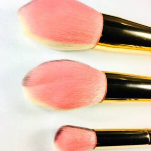 Juvias Place 3PCS MULTICOLORED BRUSH SET