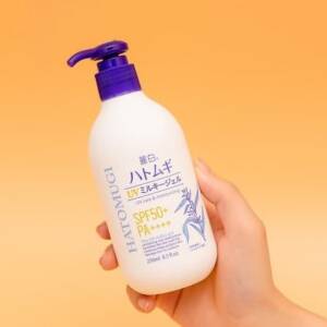 Hatomugi The UV & Moisturizing Milky Gel SPF 50+ Pa++++ 250ml
