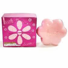 Fair & White So White Exfoliating Soap 200g
